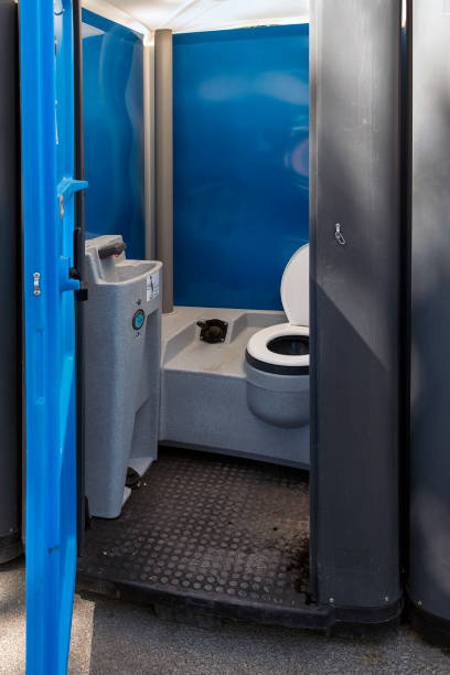Best Porta potty cleaning services  in Lynn, MA